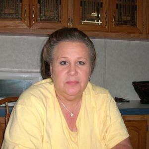 Meet your Posher, Debbie